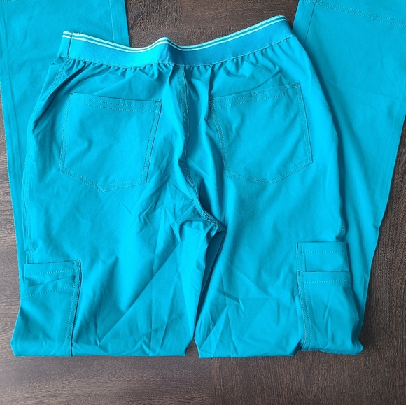 Scrubs - Picture 5 of 6